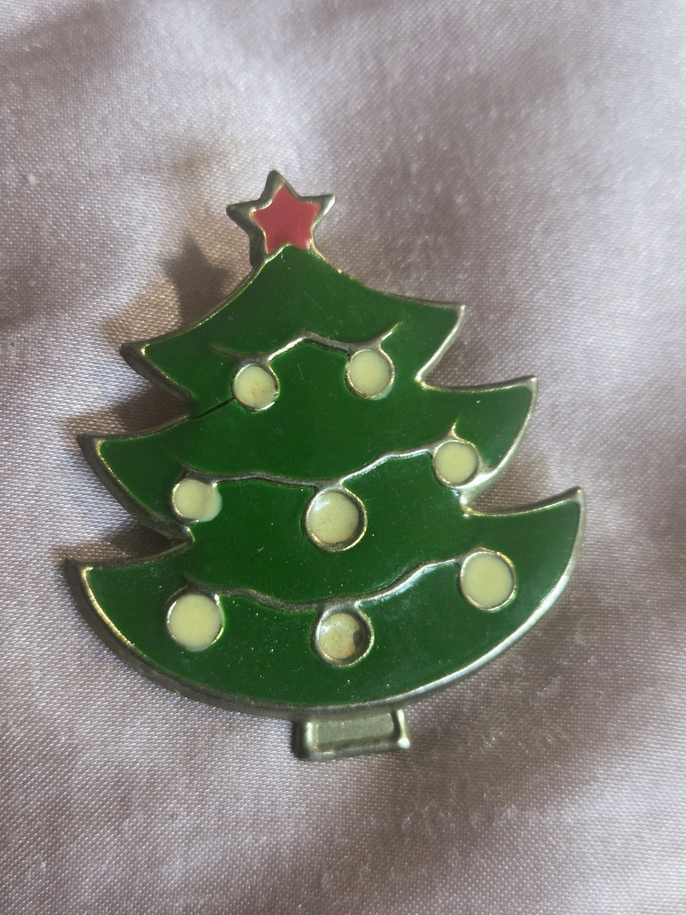 Green Enamel Christmas Tree Brooch with Red Star